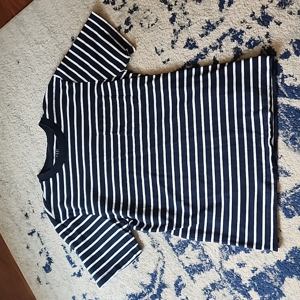Gap T-shirt